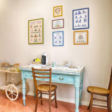 B&B A Casa Di Teresa ออลเบีย ภายนอก รูปภาพ
