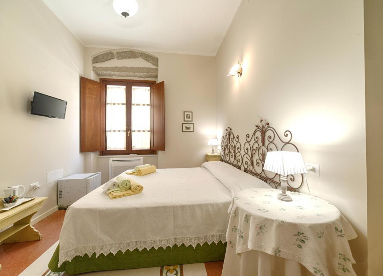 B&B A Casa Di Teresa ออลเบีย ภายนอก รูปภาพ