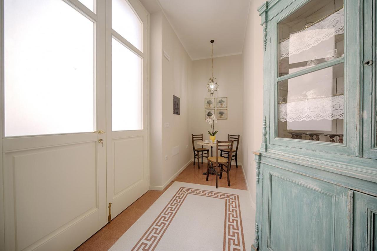 B&B A Casa Di Teresa ออลเบีย ภายนอก รูปภาพ